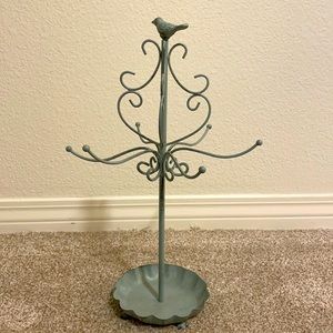 Metal Chabby Chic Jewelry Holder